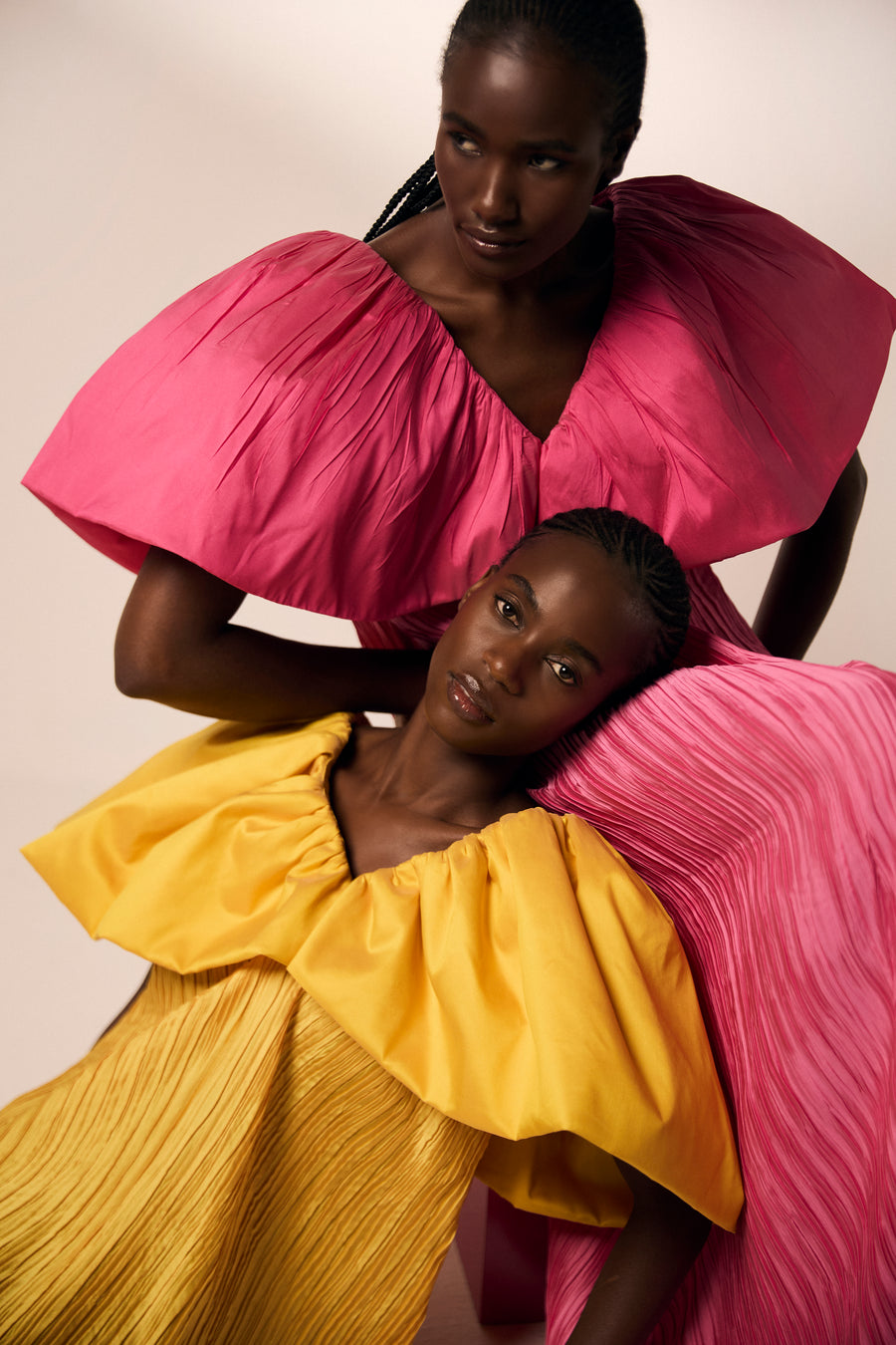 YELLOW V NECK PUFF PLEATED DRESS