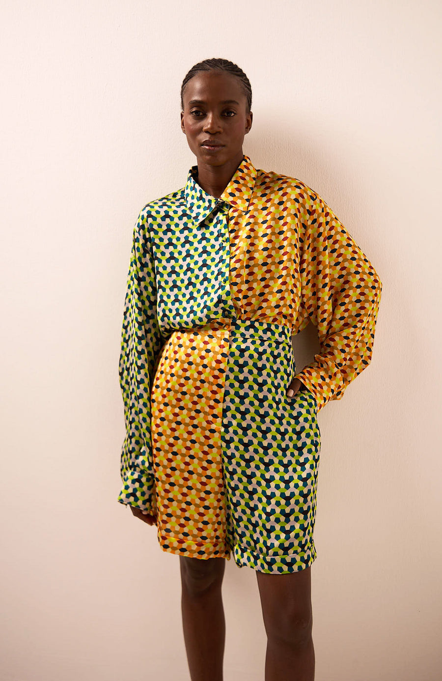 GEOMETRIC LONG SLEEVE SHIRT