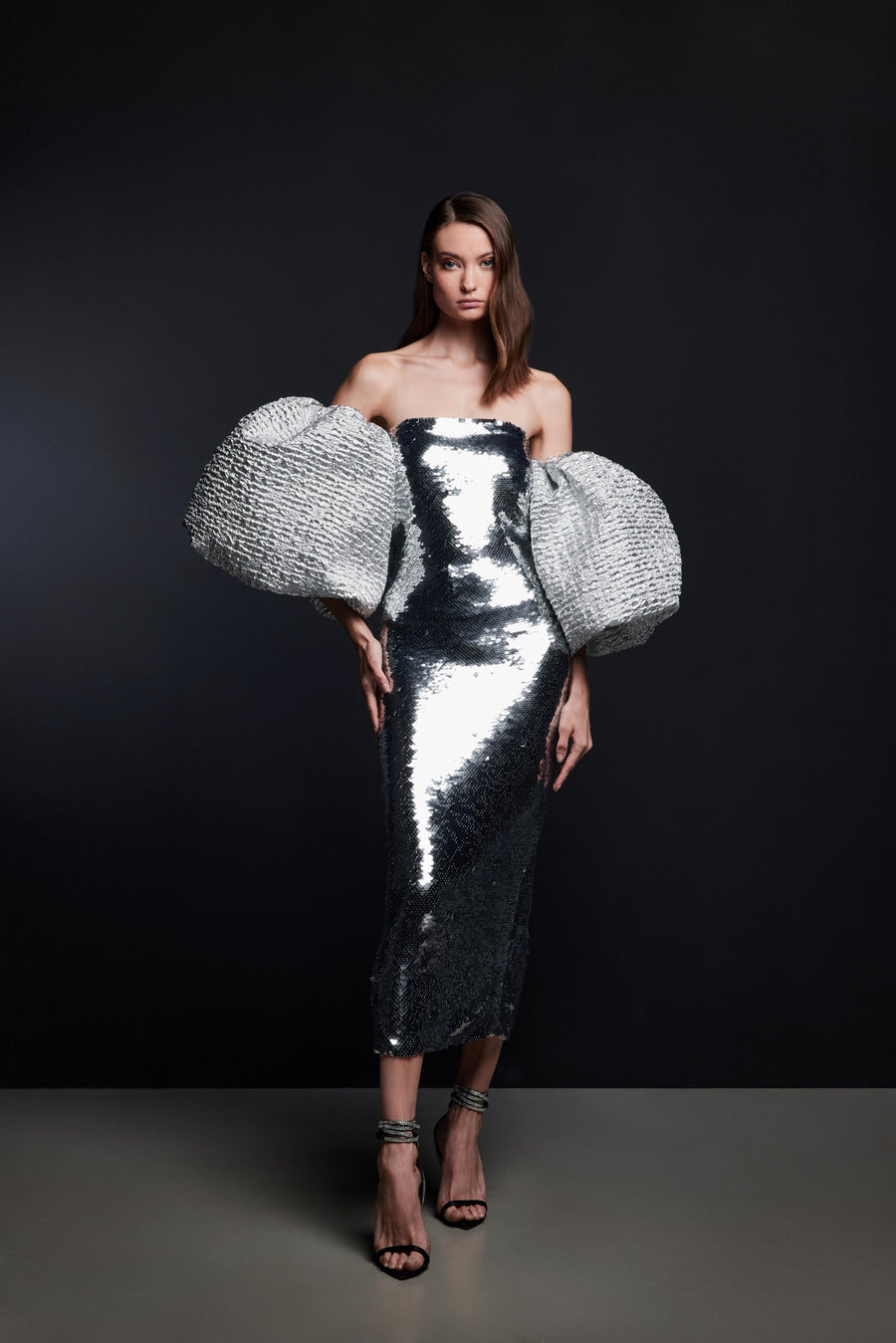 SEQUIN STRAPLESS DRESS WITH BUBBLE SLEEVES