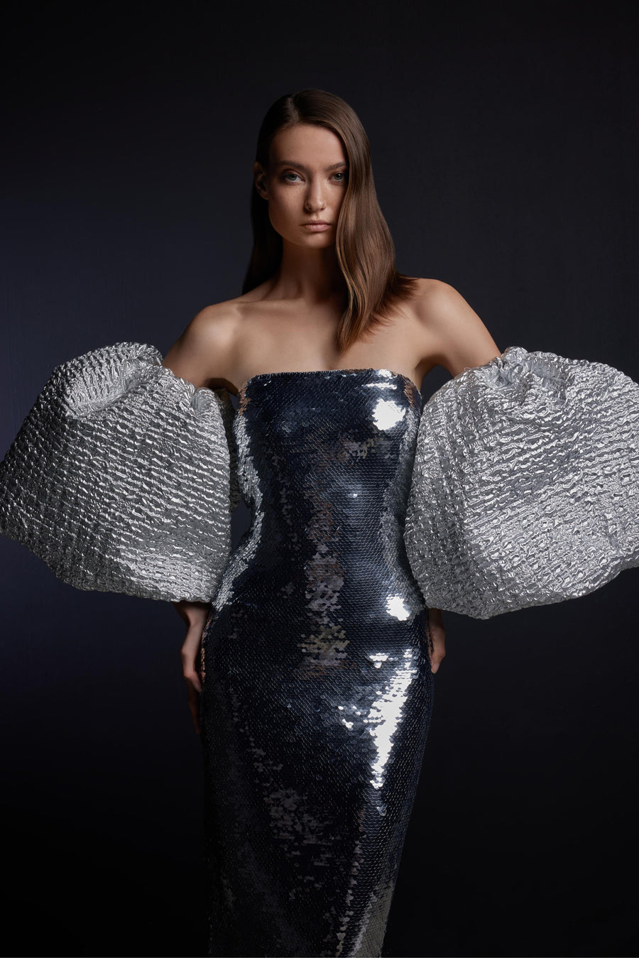 SEQUIN STRAPLESS DRESS WITH BUBBLE SLEEVES