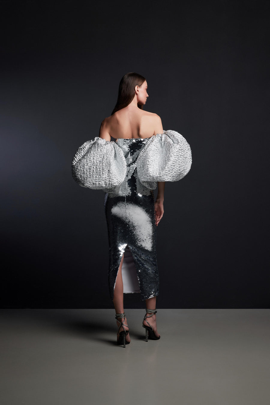 SEQUIN STRAPLESS DRESS WITH BUBBLE SLEEVES